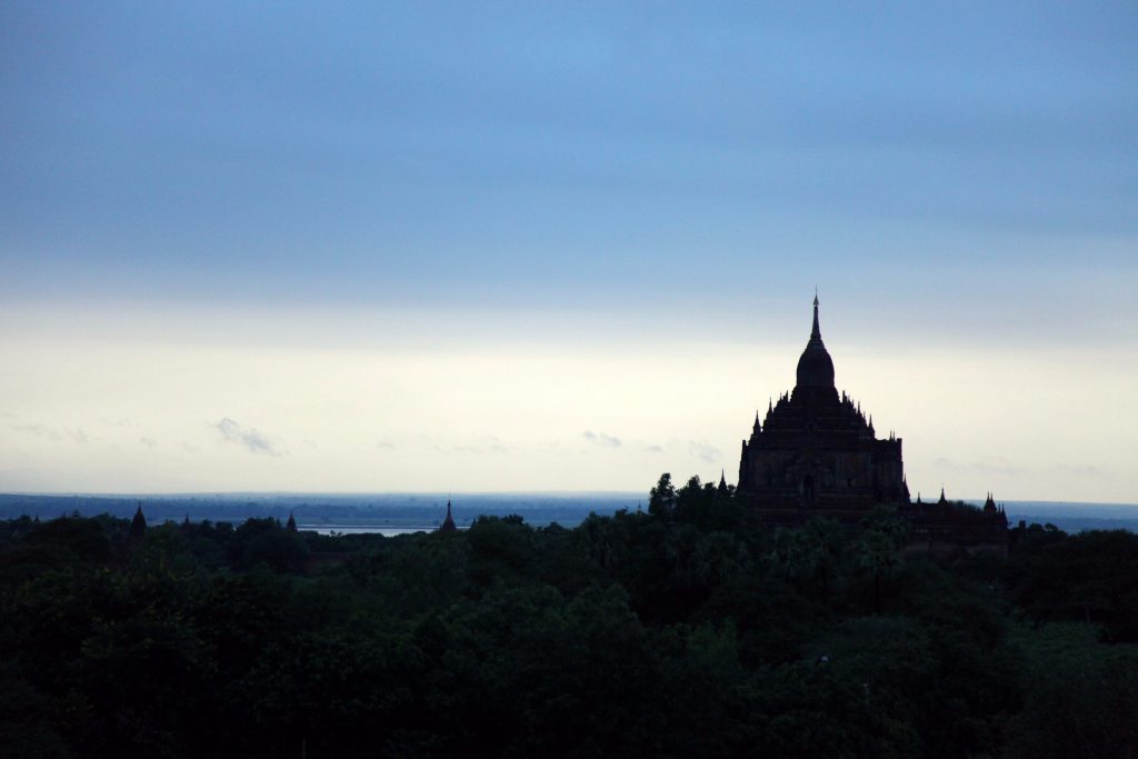 Bagan - Và nơi đây bình minh yên tĩnh